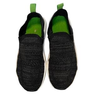Sanuk Chiba Quest Knit Black grey slip on, vibrant green insole, men's 9